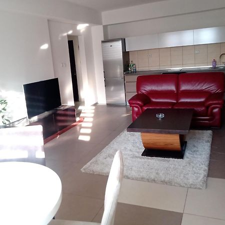 Central Lux Apartment Skopje Exteriör bild